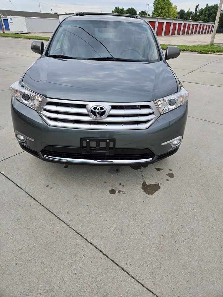 2013 Toyota Highlander Limited Sport Utility Anderson Auto Body and Sales