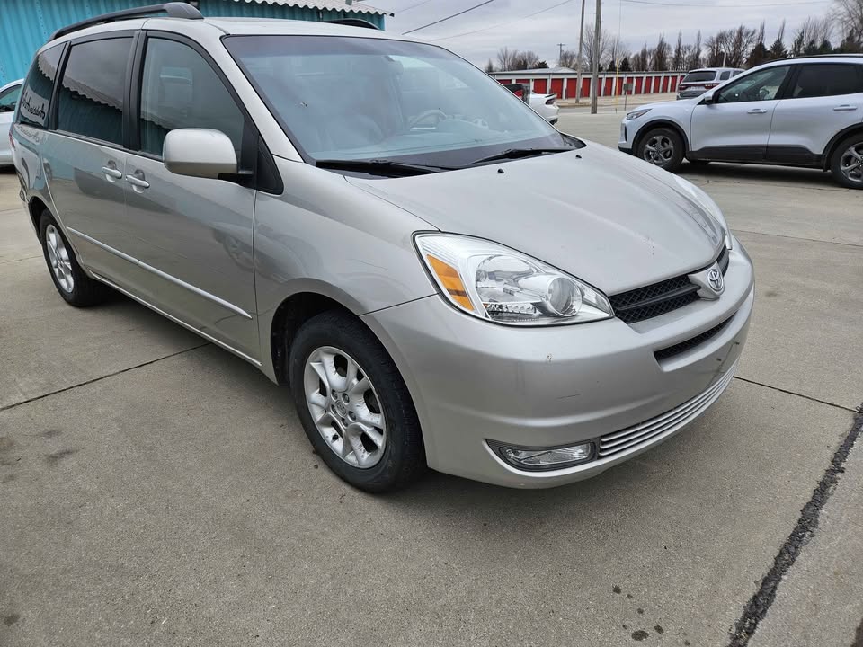 2005 Toyota Sienna&nbsp;XLE